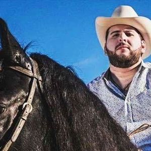 Meet your Posher, Santiago